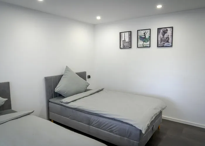 Modern Work & In Lejlighed